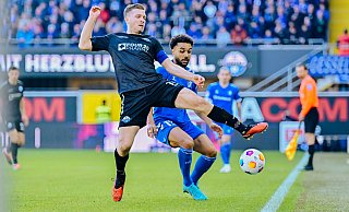 SCP-Vizekapitän Robert Leipertz (l.), hier im Duell gegen Leon Bell Bell, verbuchte am Sonntag gegen Magdeburg seinen zweiten Startelf-Einsatz in Folge. - Besim Mazhiqi