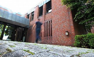 Das Amtsgericht Brakel hatte auf Antrag des Jugendamtes Höxter den Kindesentzug bestätigt. Nun erteilt es der Mutter wieder das Sorgerecht. - David Schellenberg