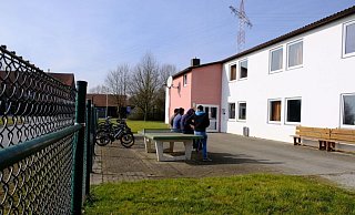 Das Wohnheim an der Hausstätte gehörte zu den Flüchtlingsunterkünften, die die Kreis-Ausländerbehörde kontrolliert hat. - Heike von Schulz