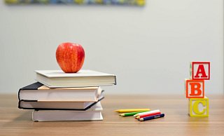 Wenn die Wetterlage zu gefährlich ist, können Eltern ihre Kinder nach Absprache mit den Schulen zu Hause lassen. Einige Schulen haben schon kompletten Unterrichtsausfall gemeldet. - Unsplash (Symbolfoto)