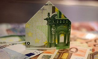 Mit 100.000 Euro lässt sich eine Wohnung erwerben, die maximal 500.000 Euro kosten sollte. - Symbolbild: Pixabay