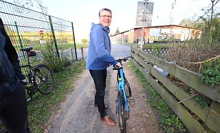 Der Technische Beigeordnete Thomas Lüer nutzt auch in Bad Oeynhausen gerne das Fahrrad. Vielleicht fährt er nach der Kommunalwahl von einer Kurstadt in die andere. - Ulf Hanke