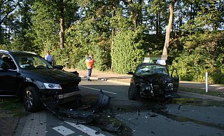 Bei einem Unfall in Espelkamp wurden mehrere Personen verletzt. - Volker Dau, Feuerwehr Espelkamp
