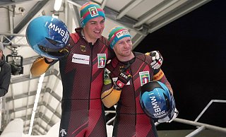 Anschieber Simon Wulff (l.) mit Pilot Francesco Friedrich. - Roman Koksarov/dpa