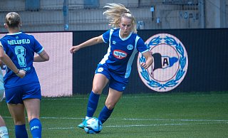 Beim DSC Arminia Bielefeld fühlt sich Maren Allmeroth (r.) sehr wohl. - az