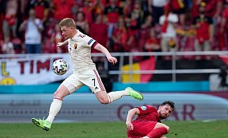 Belgiens Sieggarant gegen Dänemark: Kevin De Bruyne. - Foto: Martin Meissner/AP Pool/dpa