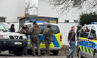 Die Einsatzkräfte sind am Dienstag an die Gütersloher Marienstraße ausgerückt. - Paul Brinkmann