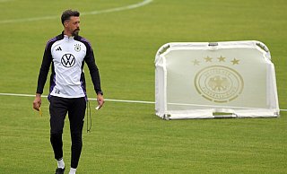 Sandro Wagner äußert sich ausweichend zum angeblichen Interesse aus der Bundesliga an seiner Person. - Federico Gambarini/dpa