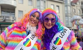 Zehntausende verkleidete Menschen feiern in diesen Tagen Karneval im Kreis Gütersloh. - Lena Vanessa Niewald