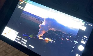 Display der Drohne während des Brandes in Riesel. - FFW