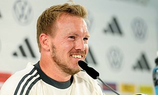 Lädt die Fans zum öffentlichen Training ein: Bundestrainer Julian Nagelsmann. - Daniel Löb/dpa