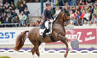 Charlotte Dujardin darf nach der Sperre wegen eines Peitschen-Videos in wenigen Tagen wieder reiten. - Uwe Anspach/dpa