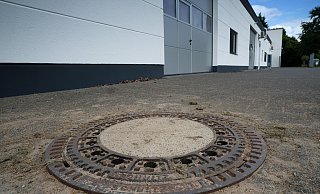 Die Stadt Gütersloh lässt die Probleme im Industriegebiet Nord untersuchen, hat unter anderem einen Experten aus Schwerin mit Ursachenforschung beauftragt. - Andreas Frücht