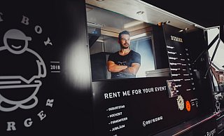 Wegen Personalengpässen muss "Fatboy Burger" die Fahrt in den Ortsteil des Kreis Gütersloh derzeit ausfallen lassen. - Copyright: Roman Lorenz