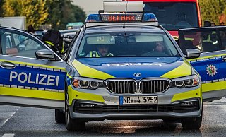 Die Polizei war am Montagabend auf der Autobahn 2 im Kreis Gütersloh im Einsatz. - Symbolfoto/Paul Brinkmann