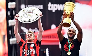 Der Leverkusener Double-Sieg ist beim FC Bayern noch nicht vergessen. (Archivfoto) - Marius Becker/dpa