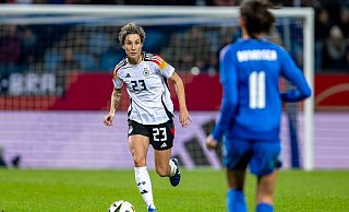 Sara Doorsoun muss wegen einer Verletzung passen. - David Inderlied/dpa