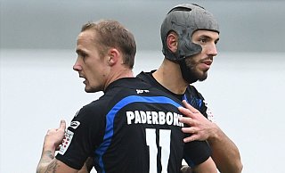 Sind angeschlagen: Sven Michel (l.) wird beim Test in Verl definitiv fehlen. Und auch Teamkollege Klaus Gjasula droht auszufallen. - Marc Köppelmann