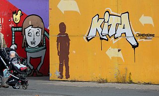Werden immer jünger: Kita-Kinder, auch in OWL. - dpa