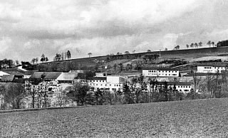 Der Homberghof gehört einige Jahrzehnte zur Jugendhilfe Schweicheln. Viele Gebäude entstanden in den 1960er Jahren. - Georg Heese (Kommunalarchiv)