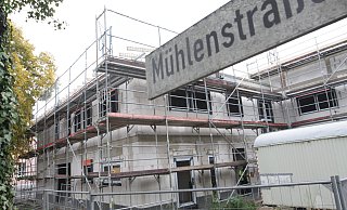 Die neue Kindertagesstätte in Lichtenau entsteht an der Langen Straße/Mühlenstraße und wird von der DRK-Jugendhilfe und Familienförderung in Lippe gGmbH betrieben. - Uwe Müller