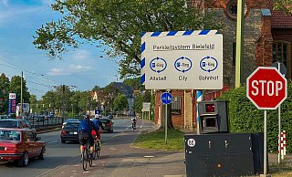 Die Blitzer Bernhard und Guntram leisteten 2020 in der Stadt Schwerstarbeit. Sie blitzten 50 Prozent mehr als alle stationären Anlagen zusammen. - Andreas Zobe