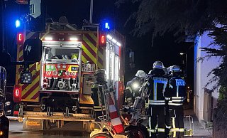An der Bielefelder Lerchenstraße hat es am Mittwochabend gebrannt. - Paul Brinkmann