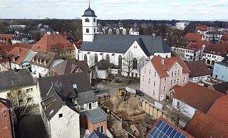 Im Altstadtkern von Schloss Neuhaus gibt es erstaunliche Entdeckungen. - Eggenstein Exca