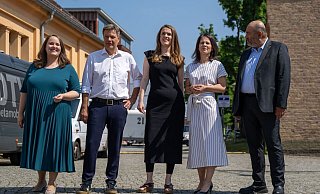 Grüne Spitzentruppe in Potsdam: Ricarda Lang (l-r), Robert Habeck, Terry Reintke, Annalena Baerbock und Omid Nouripour. - Monika Skolimowska/dpa