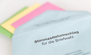 Der Tod von Kommunalwahlkandidaten der AfD nährt Spekulationen im Internet. (Symbolbild) - Friso Gentsch/dpa