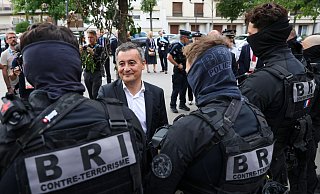 Tausende Einsatzkräfte sichern die Paralympischen Spiele in Paris ab, Frankreichs Innenminister Gerald Darmanin ist zuvesichtlich. - Aurelien Morissard/AP/dpa