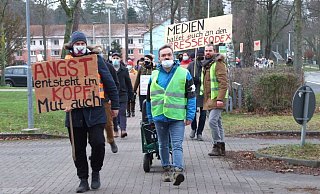In Espelkamp fanden in den vergangenen Wochen mehrere Demos der Corona-Gegner statt. - Karsten Schulz