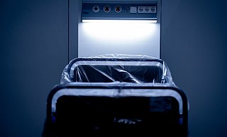 Um die Finanzierung der Kliniken während der Krise sicherzustellen, hilft der Bund aus und zahlt unter anderem eine Tagespauschale von 560 Euro für jedes Bett, das aufgrund der Krise leer bleibt. - picture alliance