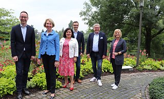 Theo Mettenborg (v.l.), Henrika Küppers, Aysegül Winter, Carsten Schlepphorst, Uwe Henkenjohann und Sabine Hornberg - Marion Pokorra-Brockschmidt