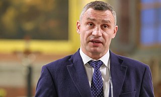 Vitali Klitschko bei einer Rede in der Leipziger Nikolaikirche. Angesichts der Sorgen vor einem russischen Angriff auf die Ukraine erwartet der Bürgermeister von Kiew Unterstützung von der Bundesregierung. - Foto: Jan Woitas/dpa-Zentralbild/dpa