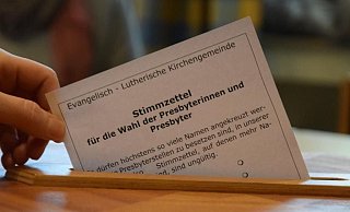 Insgesamt könnten 40.000 evangelische Christen am komemdnen sonntag die Leitundgsremien ihrer Kirchengemeinden wählen, wenn sich genügend Ehrenamtliche zur Verfügung gestellet hätten. Foto: nw - nw