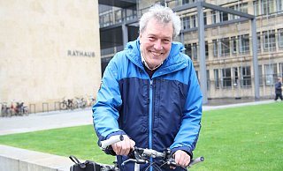  Thomas Ostermann (67) ist meistens mit dem Fahrrad unterwegs. - Ludger Osterkamp