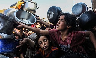 Laut Unicef und anderen Hilfsorganisationen ist die Hungersnot in Gaza an einem kritischen Punkt. Besonders Kinder sind die Leidtragenden. - IMAGO/Anadolu Agency