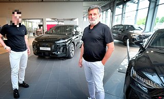 T. (l.) und Matthias Mense trennen sich wegen der aktuellen Vorwürfe gegen den Geschäftsführer. - Andreas Frücht