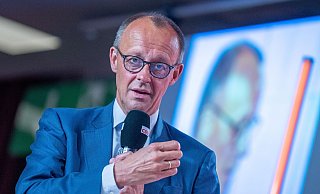 Friedrich Merz, der Vorsitzender der größten Oppositionsfraktion im Bundestag ist, kritisierte das Vorgehen der Bundesregierung beim Klimaschutz scharf. - Michael Kappeler/dpa