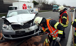 Die A2 nahe der Anschlussstelle Ostwestfalen-Lippe war am Morgen voll gesperrt. - Jens Reichenbach