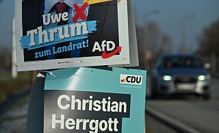 Gehen bei der Landratswahl im Saale-Orla-Kreis am 28. Januar in eine Stichwahl: AfD-Kandidat Uwe Thrum und CDU-Politiker Christian Herrgott. - Martin Schutt/dpa