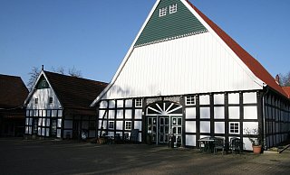 Hat schon mehrere Pächterwechsel hinter sich: Der Nölkenhöners Hof auf dem Golfplatz in Pödinghausen. - Julia Lichtnecker