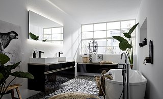 Die Waschtische schweben förmlich und fügen sich so elegant in das moderne Bad mit Wohlfühlcharakter ein. - Nolte Spa