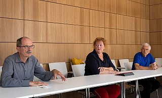 Drei, die Pit Clausen (SPD) wählen und sich von der reinen "Paprika" verabschieden: Die Grünen Klaus Rees, Christina Osei und Jens Julkowski-Keppler (v.l.) - Oliver Krato