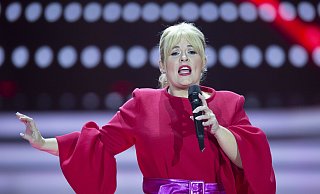 Sängerin Maite Kelly tritt 2020 im Neuhäuser Schlosspark auf. - picture alliance