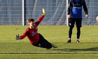 Torwart Pelle Boevink absolvierte am Dienstag seine erste Trainingseinheit beim SC Paderborn. - Frank Beineke