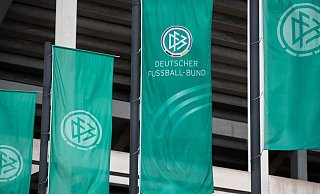 Silja Schwarz und Jochen Hahne folgen bei der deutschen Fußball-Nationalmannschaft auf den abgetretenen Mannschaftsarzt Tim Meyer. - Fabian Strauch/dpa