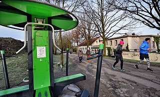 Die Promenade ist bei Spaziergängern und Läufern beliebt. Die Stadt will sie aufwerten, auch mit neuen Sportgeräten. - Barbara Franke