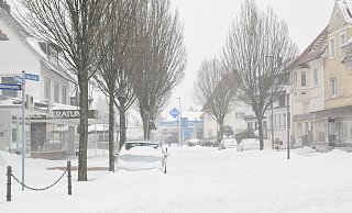 Ein Blick die verschneite Engerstraße hoch - Mareike Patock